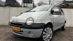 Gebruikt 2002 Renault Twingo Hatchback | € 1.444 (Eerlijke prijs)