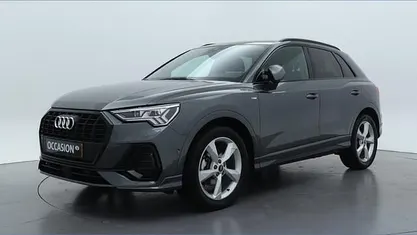 Grijs Occasion 2025 Audi Q3 Competition SUV | € 50.990 (Eerlijke prijs)