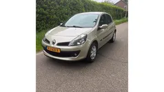 Bruin Gebruikt 2007 Renault Clio II Business Hatchback | € 2.199 (Eerlijke prijs)