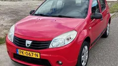 Gebruikt 2010 Dacia Sandero Hatchback | € 1.749 (Eerlijke prijs)