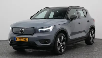 Grijs (metallic) Occasion 2020 Volvo XC40 R-Design SUV | € 21.400 (Goede deal)