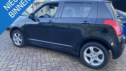 Occasion 2009 Suzuki Swift Limited Hatchback | € 3.950 (Eerlijke prijs)