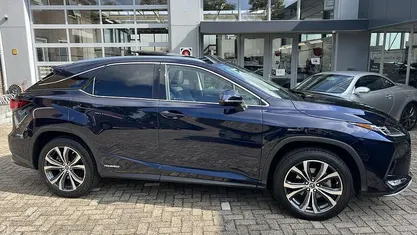 Blauw Gebruikt 2021 Lexus RX450h Executive Line SUV | € 51.950 (Eerlijke prijs)