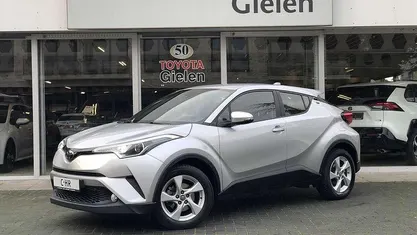Grijs Gebruikt 2016 Toyota C-HR SUV | € 14.800 (Eerlijke prijs)