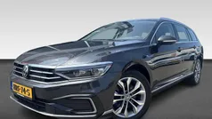 Grijs Gebruikt 2022 VW Passat Business Stationwagen | € 22.730 (Eerlijke prijs)