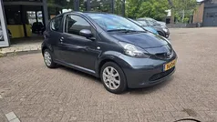Gebruikt 2005 Toyota Aygo Hatchback | € 1.350 (Goede deal)