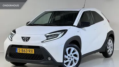 Wit Occasion 2023 Toyota Aygo X SUV | € 17.945 (Goede deal)