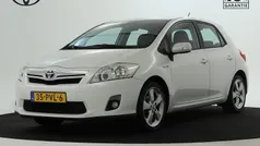 Wit Gebruikt 2011 Toyota Auris Hybrid Hatchback | € 9.445 (Eerlijke prijs)