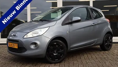 Gebruikt 2010 Ford Ka Titanium Hatchback | € 4.450 (Eerlijke prijs)