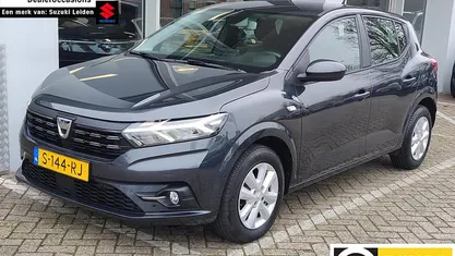 Occasion 2023 Dacia Sandero Comfort Hatchback | € 14.945 (Goede deal)