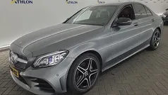 Grijs Gebruikt 2020 Mercedes 200 Business Sedan | € 26.850 (Goede deal)