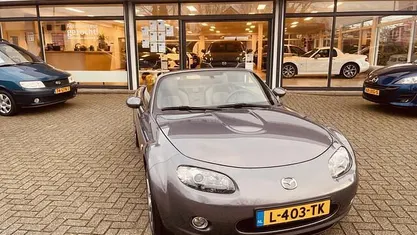 Grijs Gebruikt 2009 Mazda MX5 Cabriolet | € 15.950 (Eerlijke prijs)