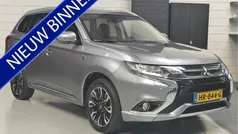 Gebruikt 2015 Mitsubishi Outlander P-HEV Edition SUV | € 15.950 (Eerlijke prijs)