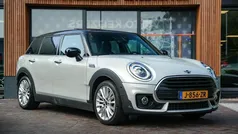 Wit, metallic lak Gebruikt 2020 Mini John Cooper Works Clubman Stationwagen | € 23.900 (Eerlijke prijs)