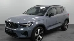 Grijs Gebruikt 2022 Volvo XC40 Plus SUV | € 36.795 (Super prijs)