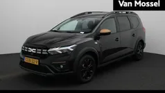 Zwart Gebruikt 2024 Dacia Jogger Extreme MPV | € 28.935 (Eerlijke prijs)