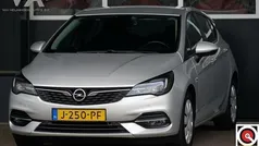 Grijs Gebruikt 2020 Opel Astra Business Hatchback | € 13.950 (Eerlijke prijs)