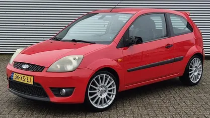 Occasion Ford Fiesta 101 PK (74 kW) 2007 Rood Hatchback