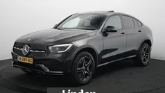 Grijs Gebruikt 2021 Mercedes GLC300 Business Coupé | € 50.845 (Eerlijke prijs)