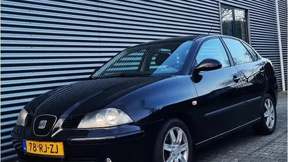 Zwart Occasion 2005 Seat Cordoba Sedan | € 1.595 (Eerlijke prijs)