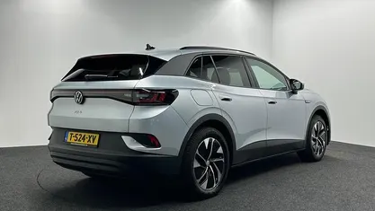 Grijs Gebruikt 2023 VW ID.4 Pro SUV | € 28.500 (Goede deal)