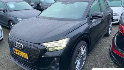 Zwart Occasion 2021 Audi Q4 e-tron Competition SUV | € 30.895 (Eerlijke prijs)
