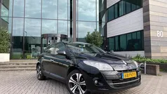 Zwart Gebruikt 2011 Renault Mégane III Bose Edition Hatchback | € 4.599 (Eerlijke prijs)
