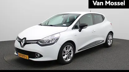 Wit Occasion 2016 Renault Clio IV LIMITED Hatchback | € 8.400 (Eerlijke prijs)