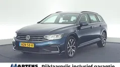 Blauw Gebruikt 2020 VW Passat Business Stationwagen | € 24.949 (Eerlijke prijs)