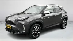Grijs Gebruikt 2022 Toyota Yaris Cross SUV | € 26.885 (Eerlijke prijs)