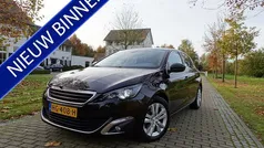 Zwart Gebruikt 2016 Peugeot 308 Premium Hatchback | € 7.950 (Goede deal)