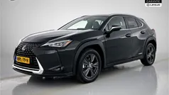 Gebruikt 2019 Lexus UX 250h Luxury Line SUV | € 30.945 (Eerlijke prijs)
