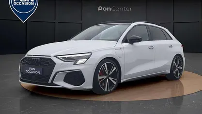 Occasion 2021 Audi A3 Sportback e-tron S-Line Hatchback | € 26.950 (Goede deal)