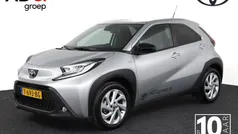 Grijs Gebruikt 2023 Toyota Aygo Hatchback | € 18.400 (Eerlijke prijs)