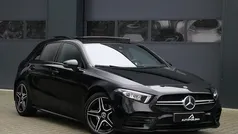 Zwart (metallic) Gebruikt 2019 Mercedes A180 AMG Hatchback | € 20.949 (Eerlijke prijs)