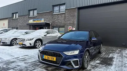 Blauw Occasion 2020 Audi A4 Sport Stationwagen | € 25.450 (Eerlijke prijs)