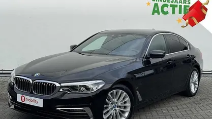 Zwart Gebruikt 2019 BMW 530e Executive Sedan | € 24.895 (Super prijs)