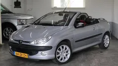 Grijs Gebruikt 2001 Peugeot 206 CC Cabriolet | € 1.900 (Eerlijke prijs)