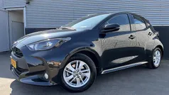 Gebruikt 2024 Toyota Yaris Hybrid Active Hatchback | € 23.900 (Eerlijke prijs)