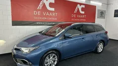 Blauw Gebruikt 2015 Toyota Auris Stationwagen | € 13.999 (Iets duurder)