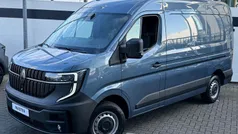 Blauw Nieuw 2024 Renault Master Van | € 35.118 (Eerlijke prijs)