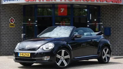 Zwart Gebruikt 2013 VW Beetle Design Cabriolet | € 13.885 (Eerlijke prijs)