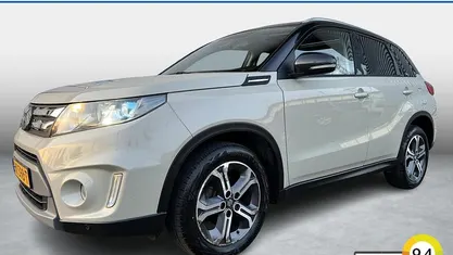 Gebruikt 2015 Suzuki Vitara SUV | € 10.950 (Eerlijke prijs)