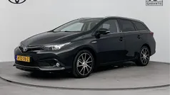 Zwart Gebruikt 2018 Toyota Auris Touring Sports Limited Stationwagen | € 18.945 (Eerlijke prijs)