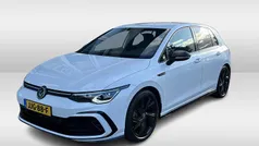 Gebruikt 2022 VW Golf VIII R-line Hatchback | € 27.450 (Eerlijke prijs)