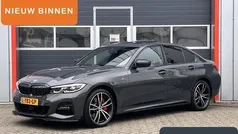 Grijs Gebruikt 2021 BMW 330 M Sport Sedan | € 36.995 (Eerlijke prijs)