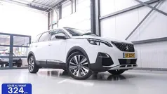 Wit (metallic) Gebruikt 2018 Peugeot 5008 Allure SUV | € 19.990 (Eerlijke prijs)
