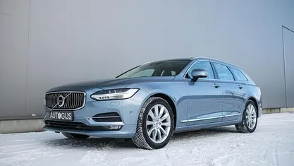 Blauw Gebruikt 2017 Volvo V90 Inscription Stationwagen | € 17.990 (Eerlijke prijs)