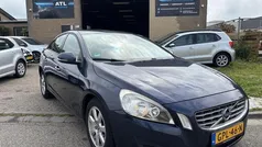 Blauw Gebruikt 2011 Volvo S60 Momentum Sedan | € 8.500 (Eerlijke prijs)