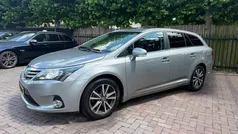 Grijs Gebruikt 2013 Toyota Avensis Business Edition Stationwagen | € 10.490 (Eerlijke prijs)